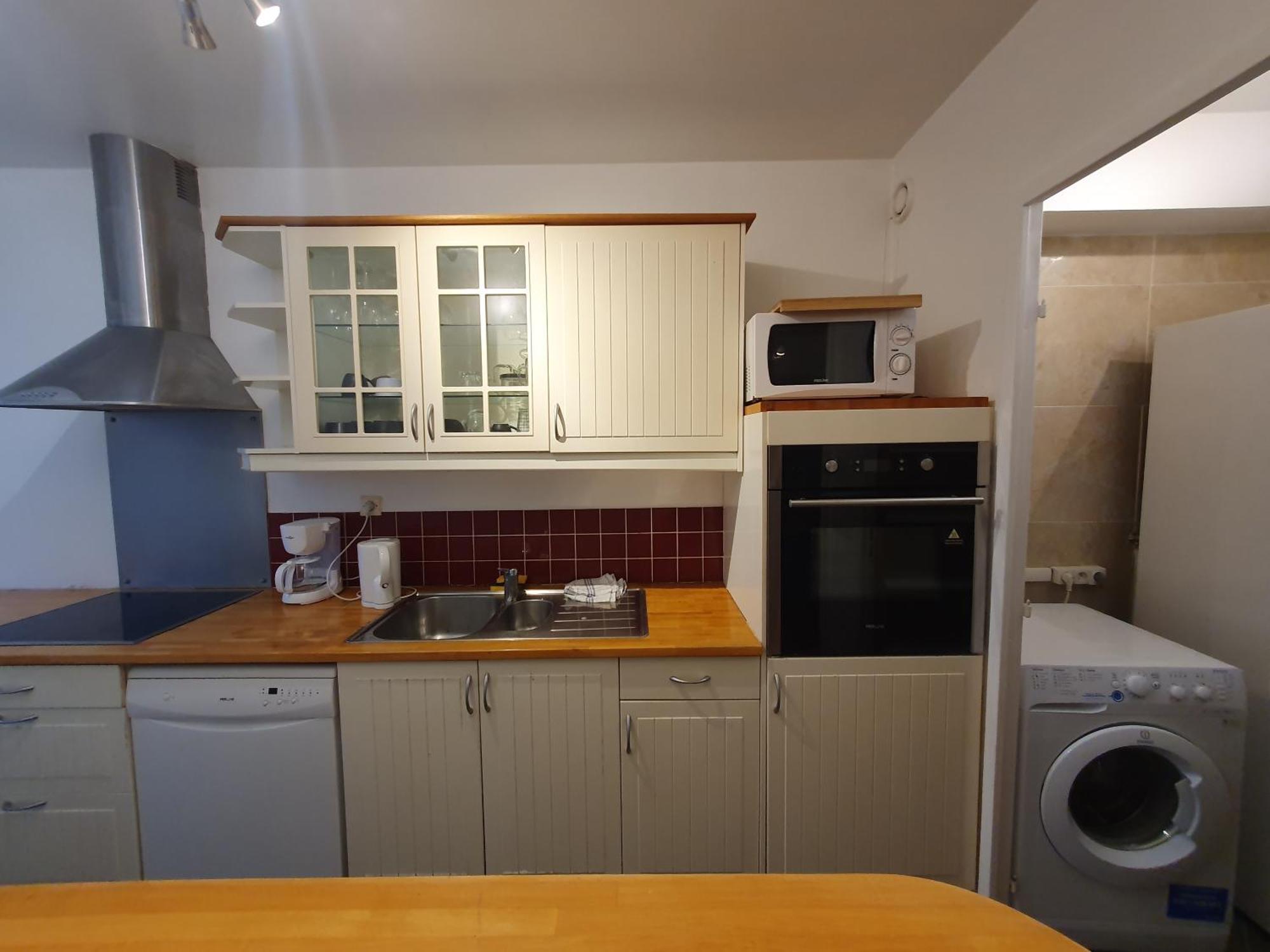 F3 Avec Balcon 5 Min Gare Sqy Et Parking Gratuit Daire Guyancourt Dış mekan fotoğraf